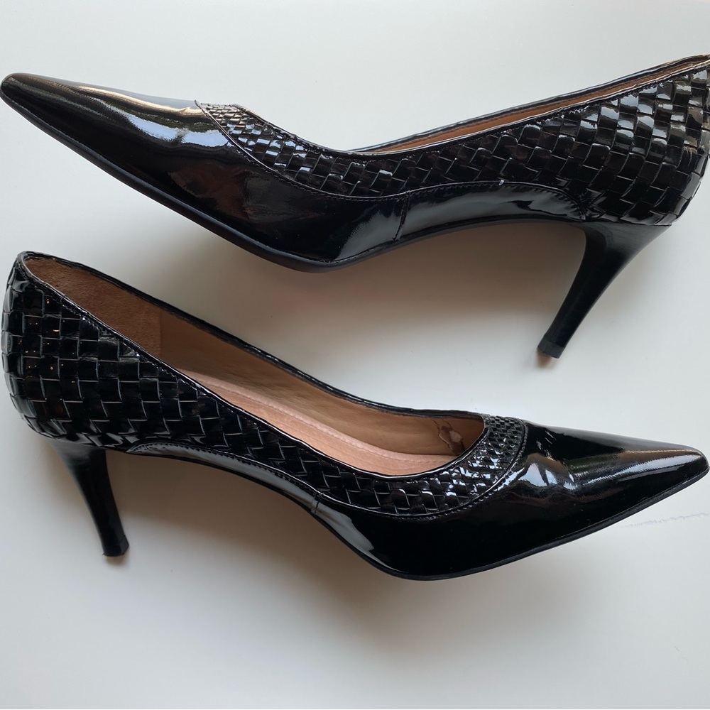 JOAN & DAVID CIRCA Marietta Patent Leather Weave Shoes in 9M